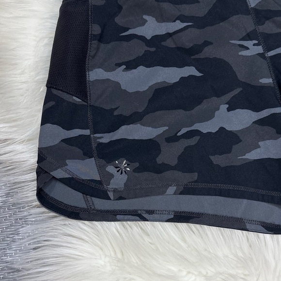 ⭐️Athleta Girl Record Breaker 3" Shorts in Black Camo [400] - Picture 5 of 10